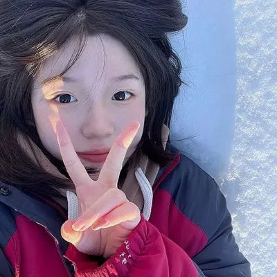 摘下工牌我惊掉全桌下巴